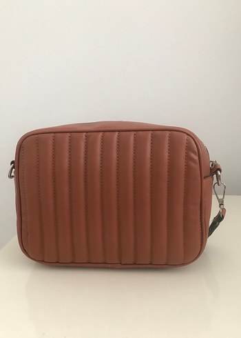 Guess Kahverengi Deri Kadın Çapraz Çanta - Görsel 2