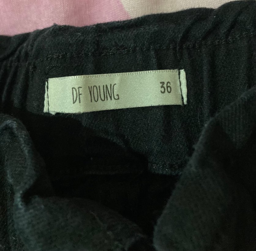 Siyah Beli Lastikli Kot Şort - Görsel 4