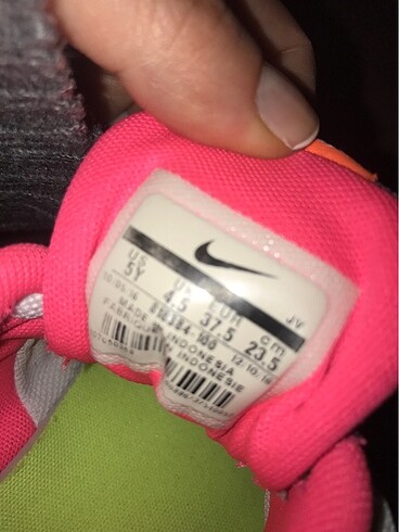 37,5 Beden beyaz Renk Nike spor ayakkabı
