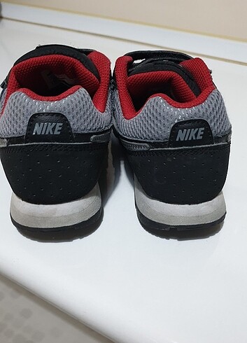 31 Beden Nike 31.5 çocuk spor ayakkabı