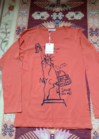 Kırmızı Baskılı Tişört - Görsel 5