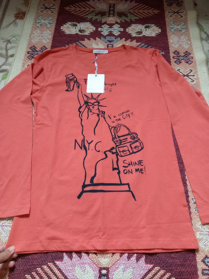 Kırmızı Baskılı Tişört - Görsel 4