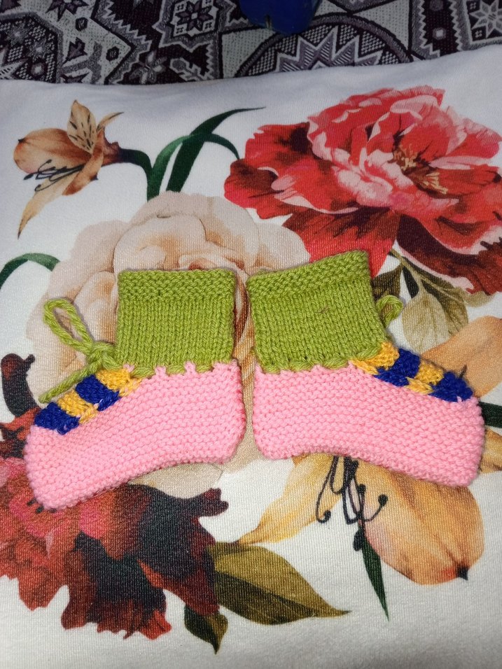 Renkli Nakışlı Kız Çorabı - Görsel 4