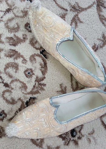 Beyaz Nakışlı Düğmeli Çocuk sünnetTakımı - Görsel 2