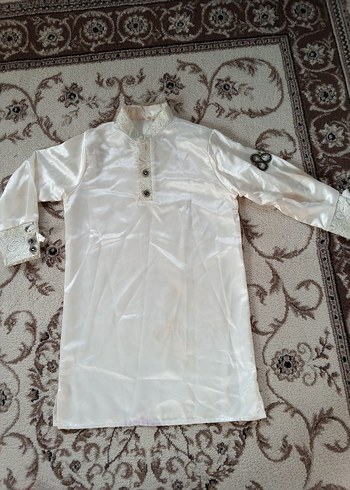 Beyaz Nakışlı Düğmeli Çocuk sünnetTakımı - Görsel 9