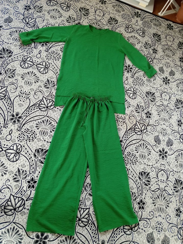 Yeşil Bol Kesim Kadın Tulum - Görsel 2