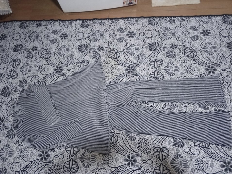 Gri Piliseli Uzun Kadın Takım - Görsel 5