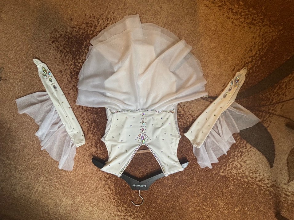 Beyaz Mini gösteri kostümü - Görsel 2