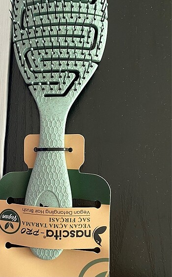 Diğer Nescita Pro vegan saç fırçası
