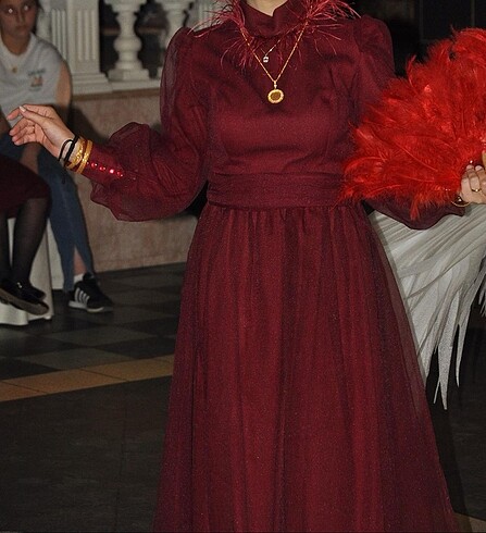 Kırmızı abiye