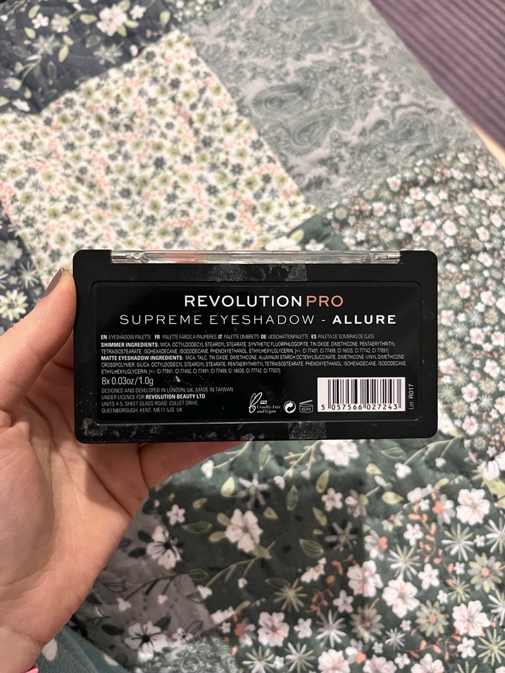 Çok Renkli Koyu Tonlu Göz Farı Paleti - Görsel 3