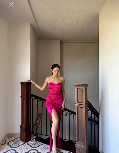 Fuşya abiye
