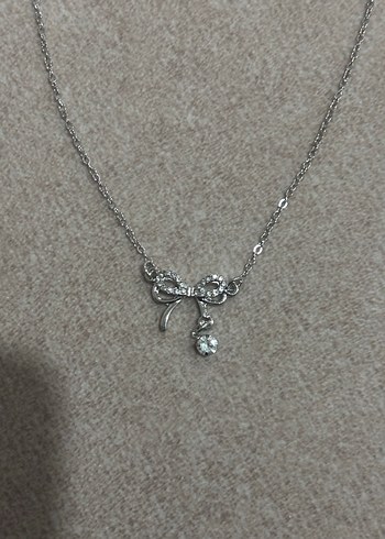 Gri Zincir Detaylı Minimalist Midi Kolye - Görsel 3