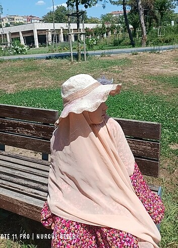 Diğer Şapka 