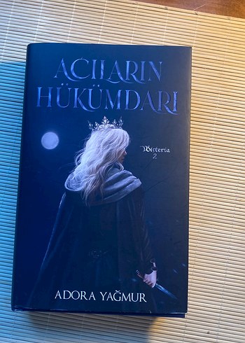 Acıların Hükümdarı - Adora Yağmur hiç okunmadı