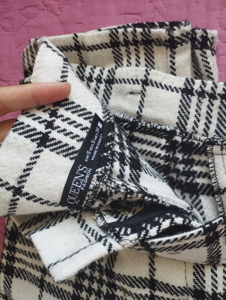 Kadın Beyaz Ekose Kumaş Pantolon - Görsel 4