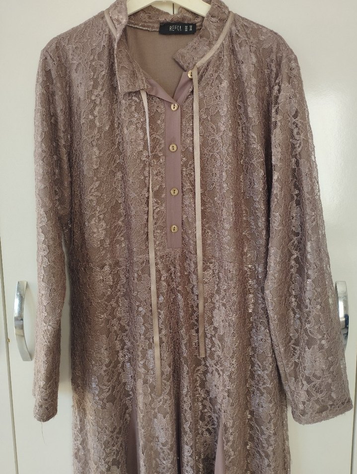 Dantel Detaylı Bej Kadın Uzun Elbise - Görsel 2