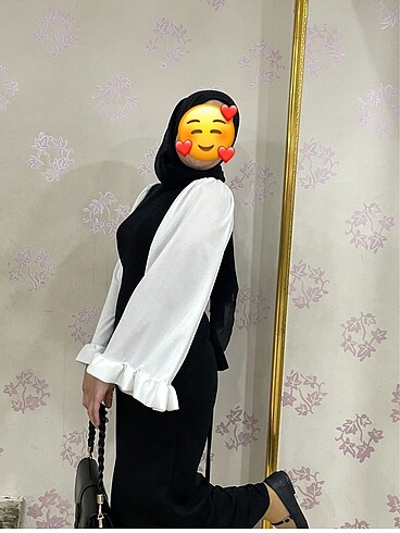 Beyaz bol kollu elbise