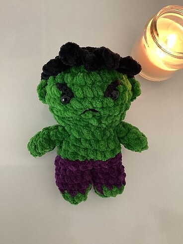 Diğer Hulk örgü peluş