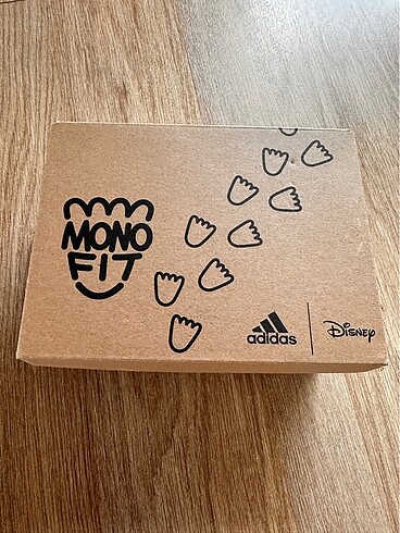 22 Beden Adidas monofit disney ayakkabı 22 numara