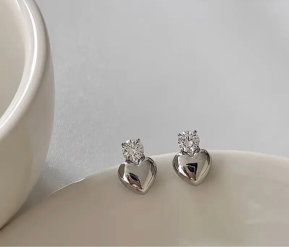 Accessorize Taşlı kalp küpe