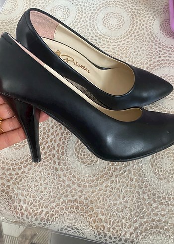 Siyah Zarif Stiletto Topuklu Kadın Ayakkabı - Görsel 3