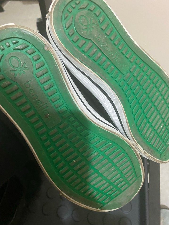 Siyah Düz Tabanlı Kadın Spor Ayakkabı - Görsel 3