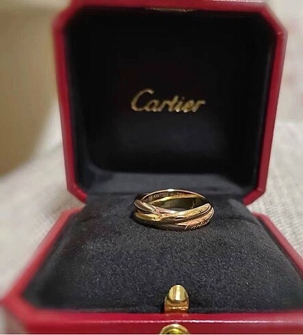 Cartier Trinity Yüzük