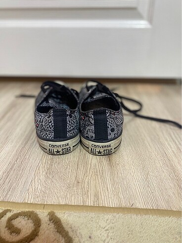 37 Beden gri Renk orjinal converse