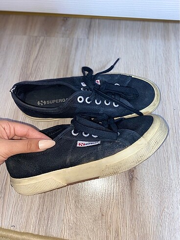 37 Beden siyah Renk superga ayakkabi