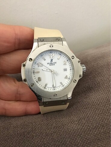  Beden HUBLOT KADIN SAATİ