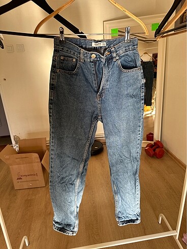 Pull and bear mom jean