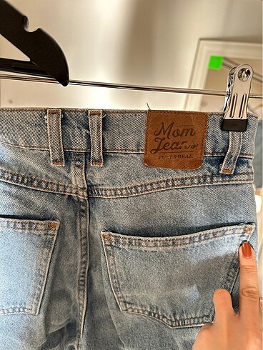 xs Beden mavi Renk Pull and bear mom jean