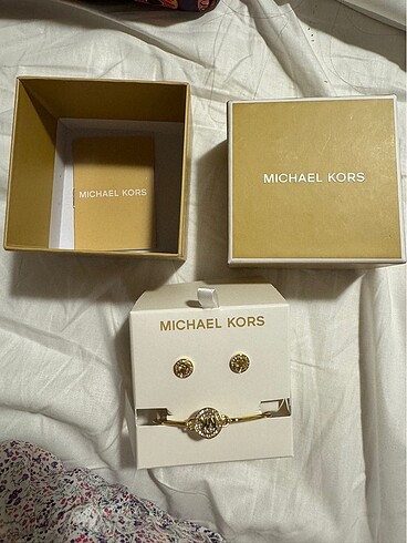 Michael Kors Bileklik Küpe Seti