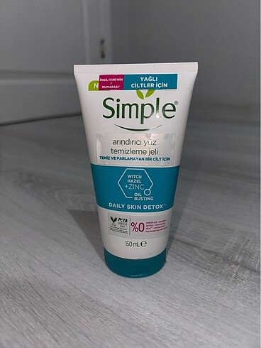 Simple yüz temizleme jeli