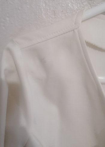 Düğmeli Beyaz Bolero - Görsel 2