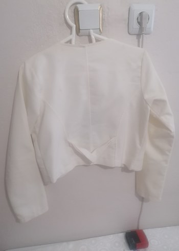 Düğmeli Beyaz Bolero - Görsel 6