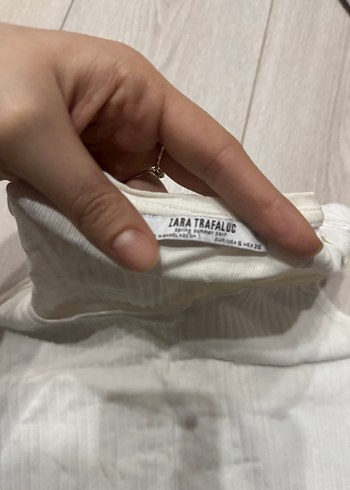 Kadın Beyaz Keten Fırfırlı Atlet - Görsel 2