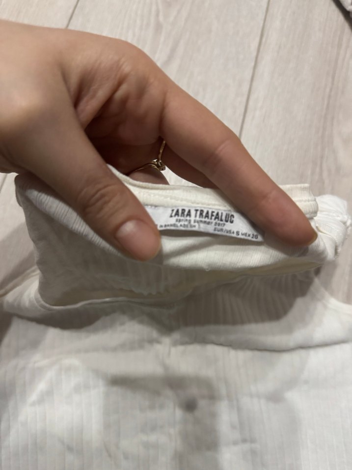 Kadın Beyaz Keten Fırfırlı Atlet - Görsel 2