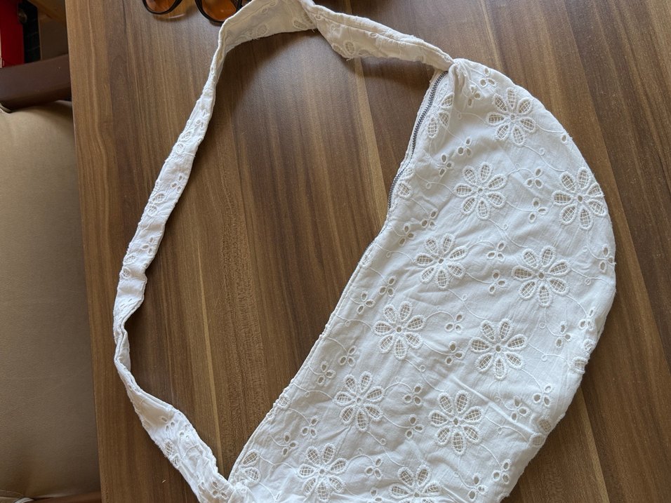 Nakışlı Beyaz çanta - Görsel 3