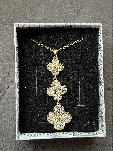 Van cleef model taşlı kolye