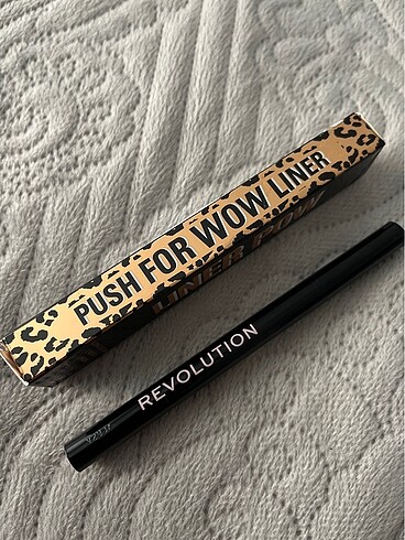 Revolution Liner pow