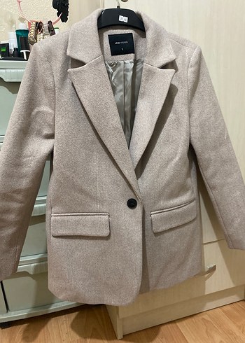 Bej Kadın Midi Boy Düğmeli Yün Blazer