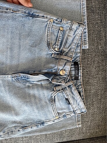 27 Beden Mavi jean