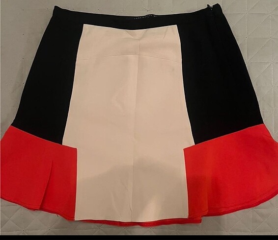ZARA WOMAN mini etek