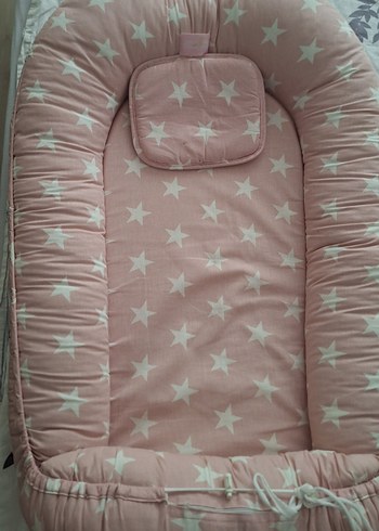 Yıldız Desenli Pembe Bebek Yatağı