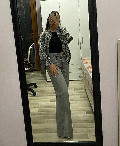 Zara mom jeans ref. Kodu: 6045/022