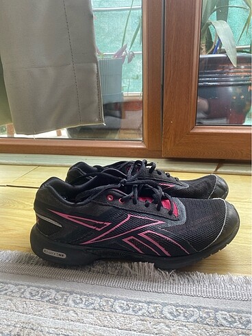 Reebok easy tone spor ayakkabı özel serisi