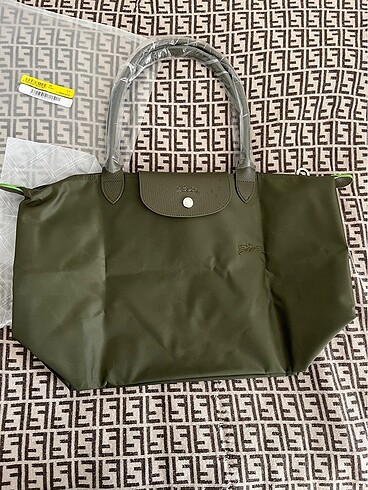 Longchamp Le Pliage L boy