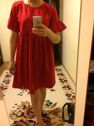 Kırmızı cici elbise